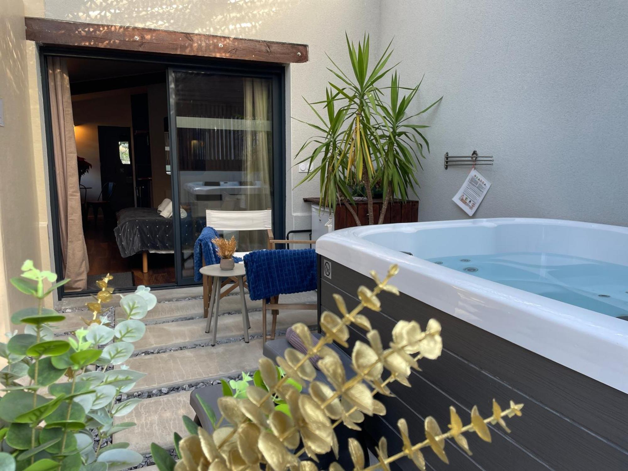 Yanna Lodge, Gite Classe 4 Etoiles Avec Spa Couvert Entierement Arrest ภายนอก รูปภาพ
